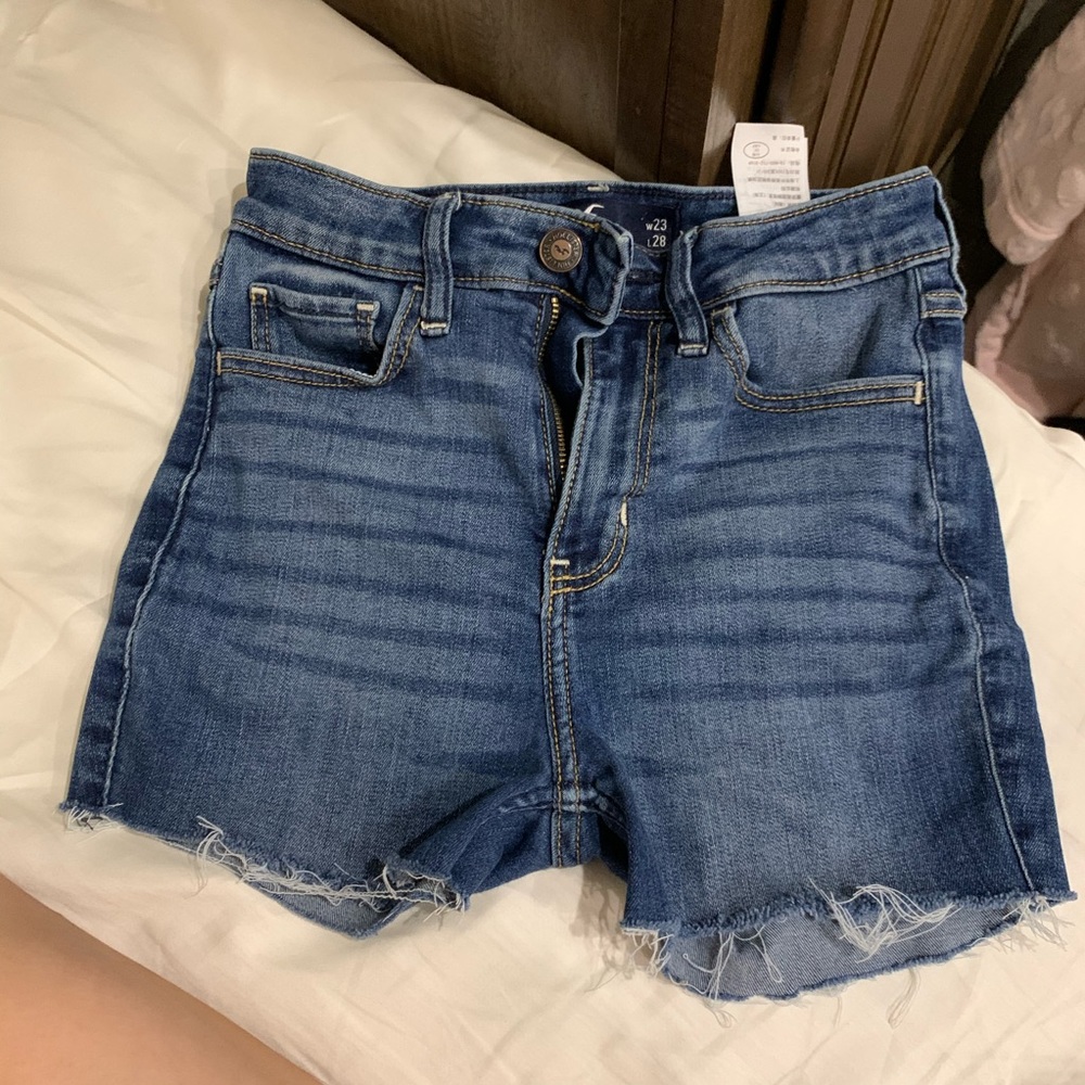 Hollister jean shorts